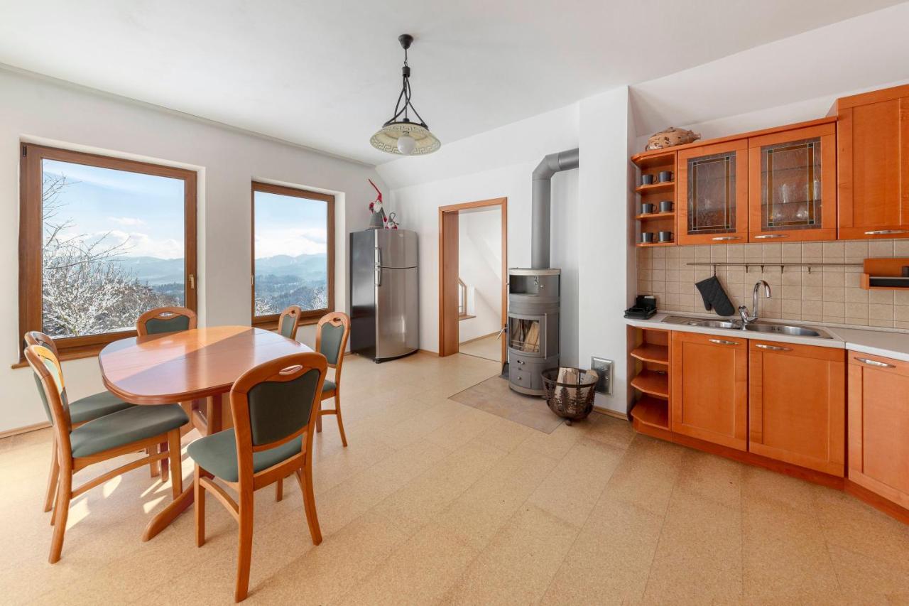 Guest House Struc Slovenj Gradec Esterno foto