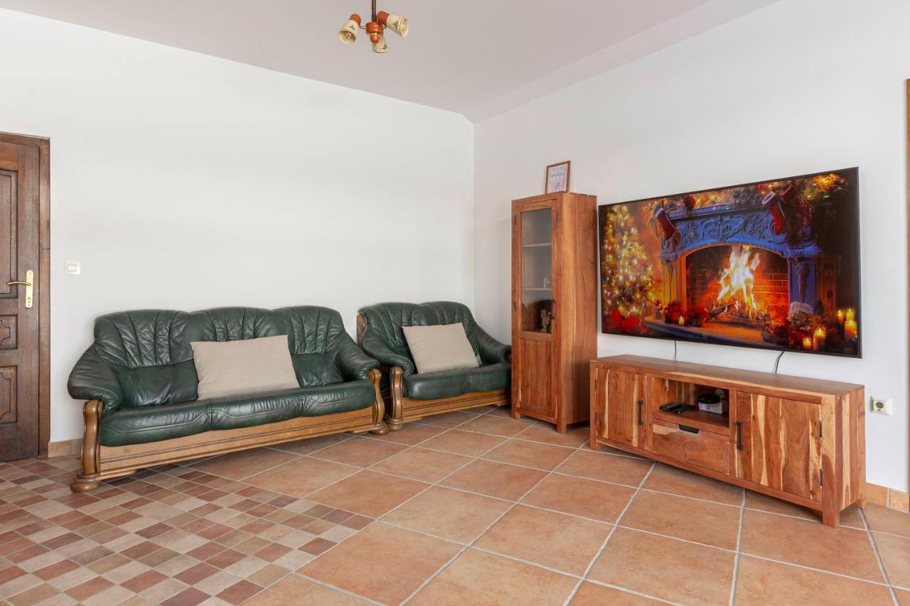 Guest House Struc Slovenj Gradec Esterno foto