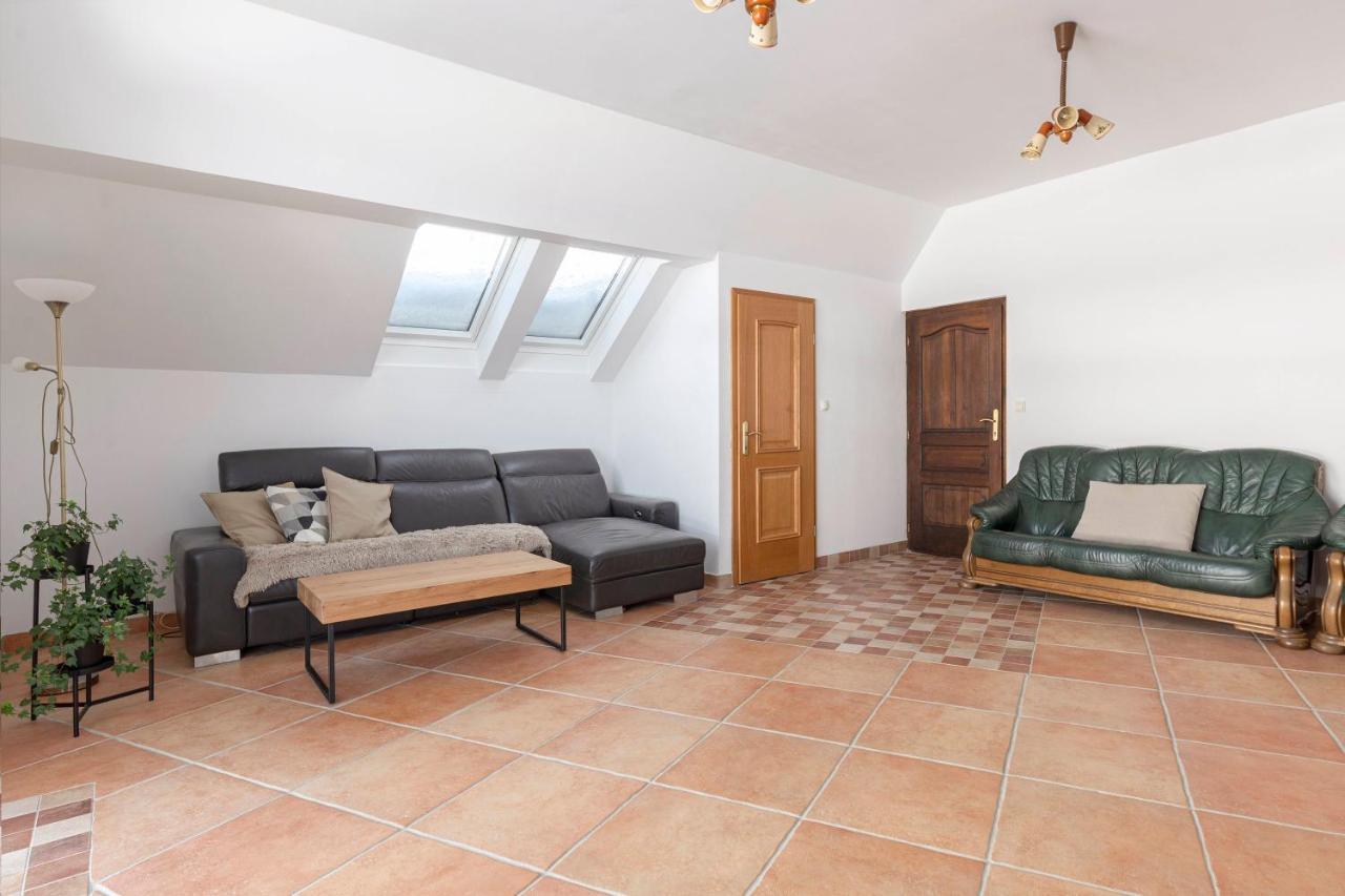 Guest House Struc Slovenj Gradec Esterno foto