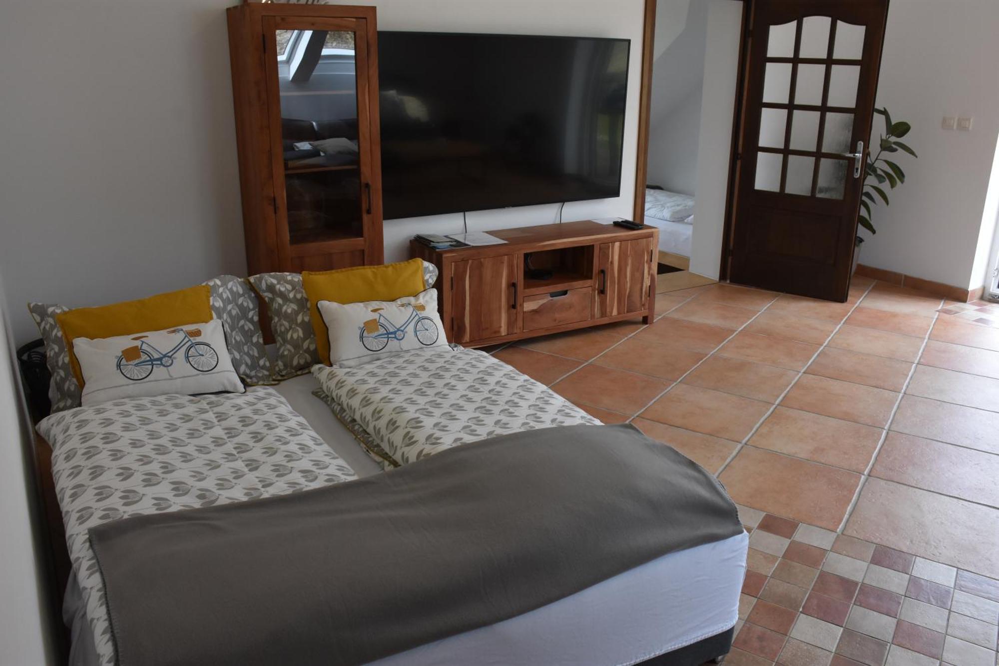 Guest House Struc Slovenj Gradec Esterno foto