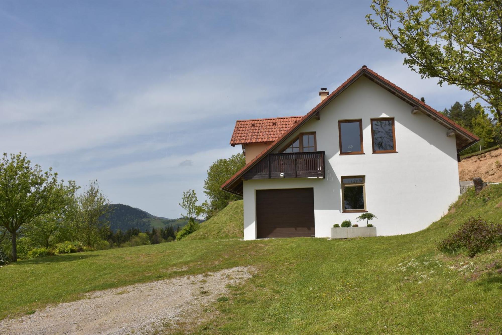 Guest House Struc Slovenj Gradec Esterno foto